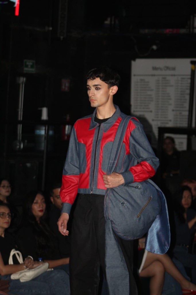 Emiliano Flores, foto 1